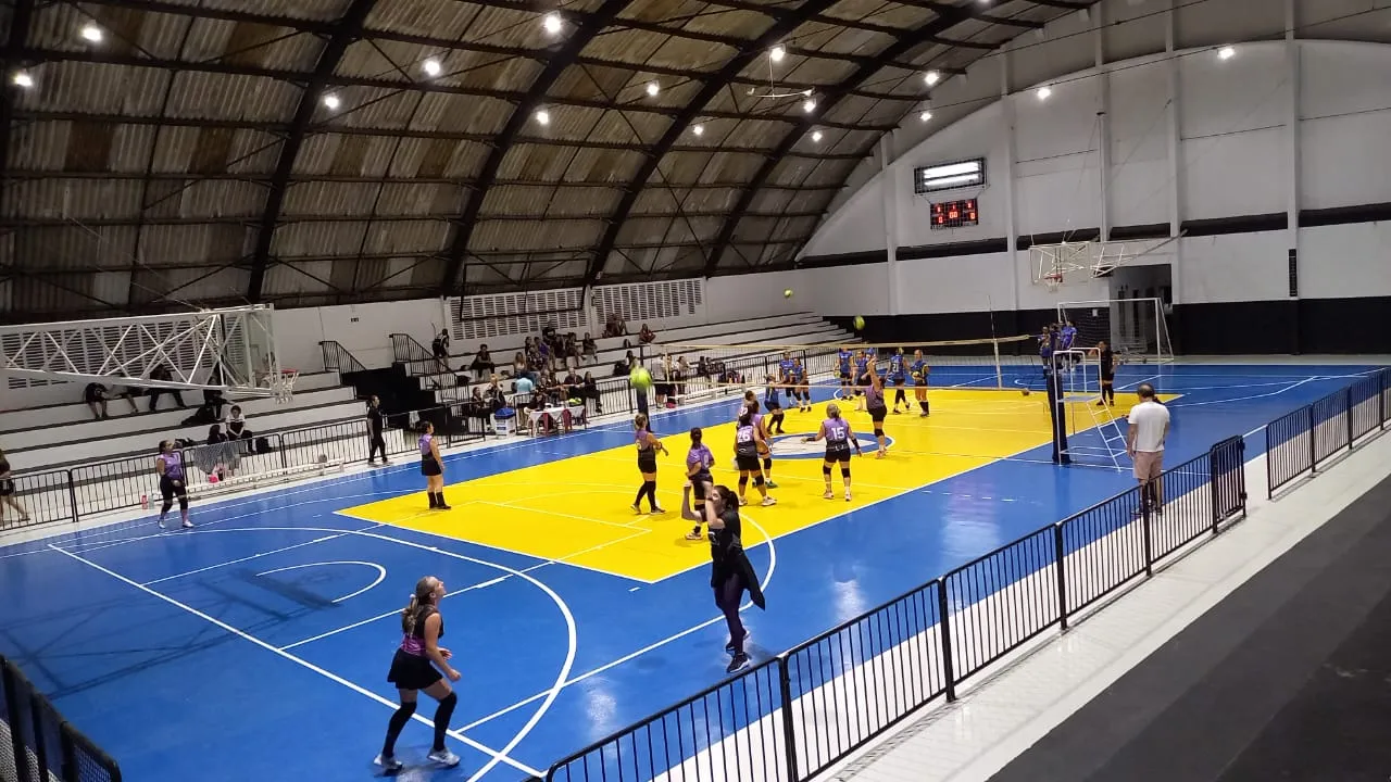 Ginásios, Campos e Quadras Poliesportivas